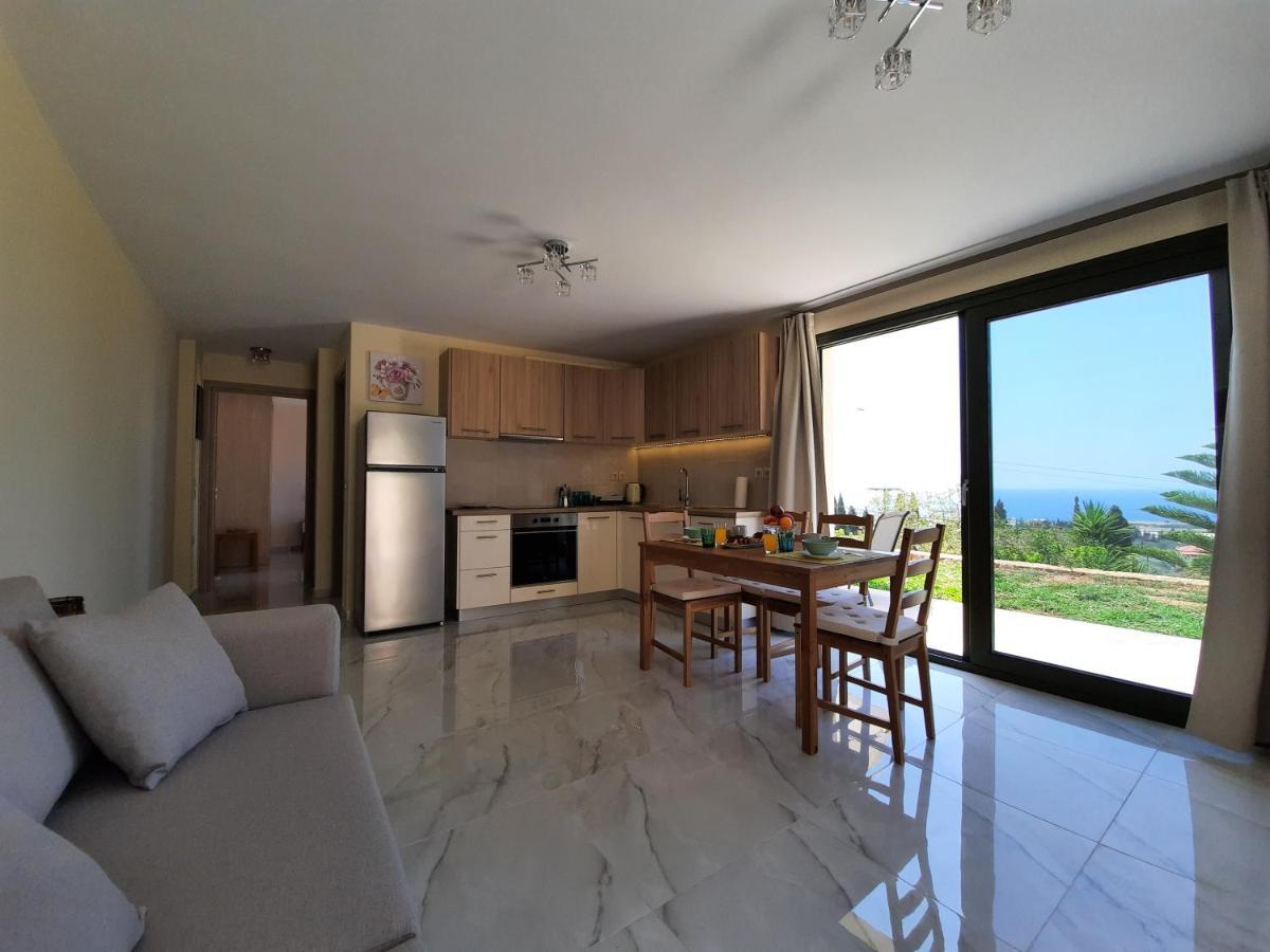 Freesia Grand Sea View Residence Svoronata Buitenkant foto