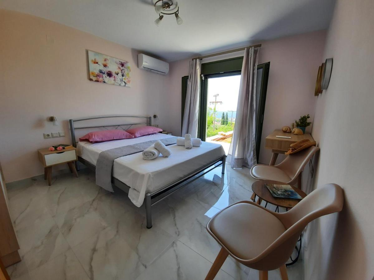 Freesia Grand Sea View Residence Svoronata Buitenkant foto