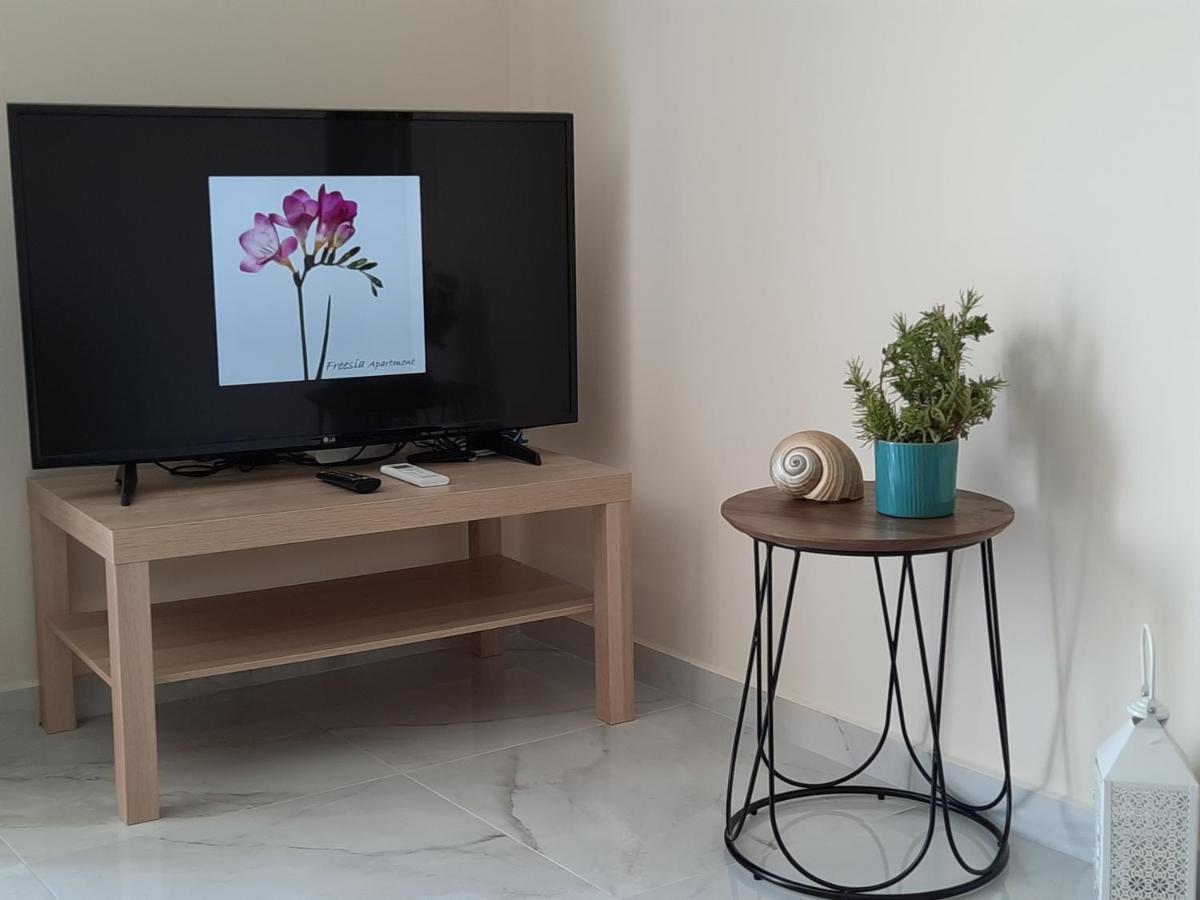 Freesia Grand Sea View Residence Svoronata Buitenkant foto